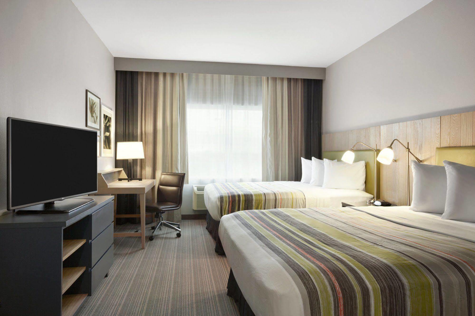 Country Inn & Suites By Radisson Bismarck Waterpark Εξωτερικό φωτογραφία