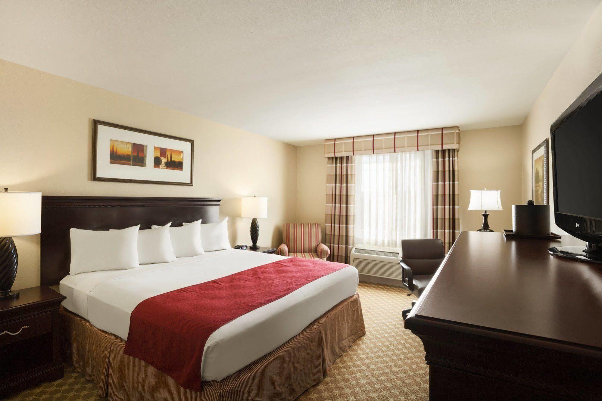 Country Inn & Suites By Radisson Bismarck Waterpark Εξωτερικό φωτογραφία